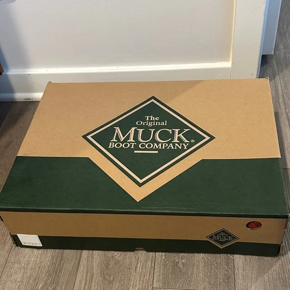 Women’s Hale Muck Boot (size 11) - Picture 3 of 9